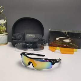 Picture of Oakley Sunglasses _SKUfw66124638fw